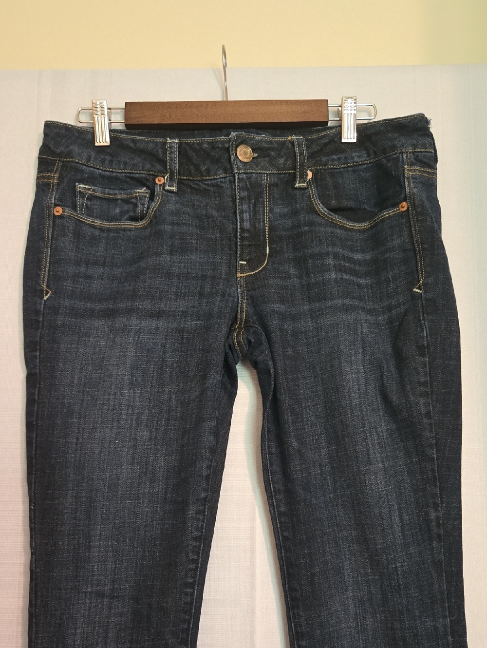 American Eagle Women's Dark Blue Embellished Back-Pocket Skinny Kick Jeans Sz 12 - Picture 7 of 8